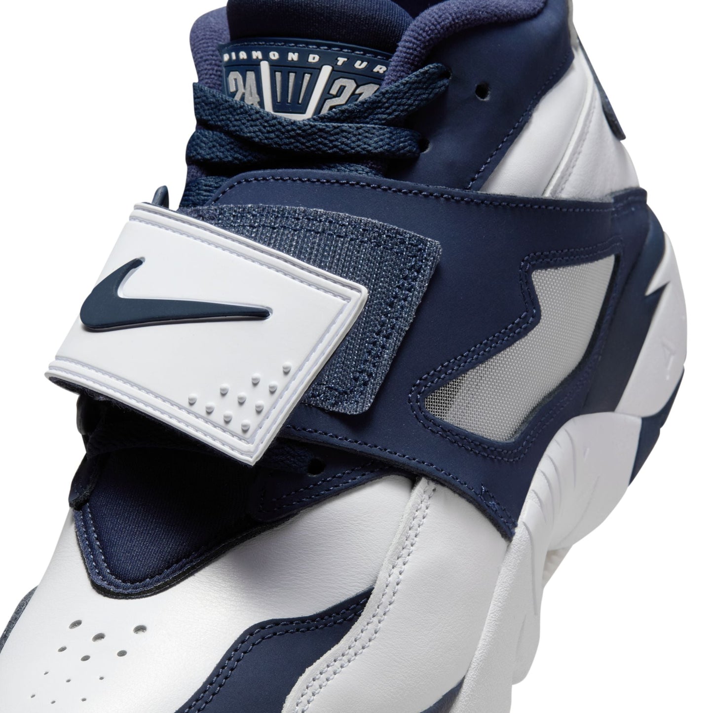 (HOLDS) Men's Nike Air Diamond Turf - "White College Navy"